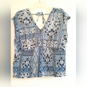 Cute Old Navy CROP Top Shirt Blue White Deep V Neck Coastal Boho Large Chest 38"